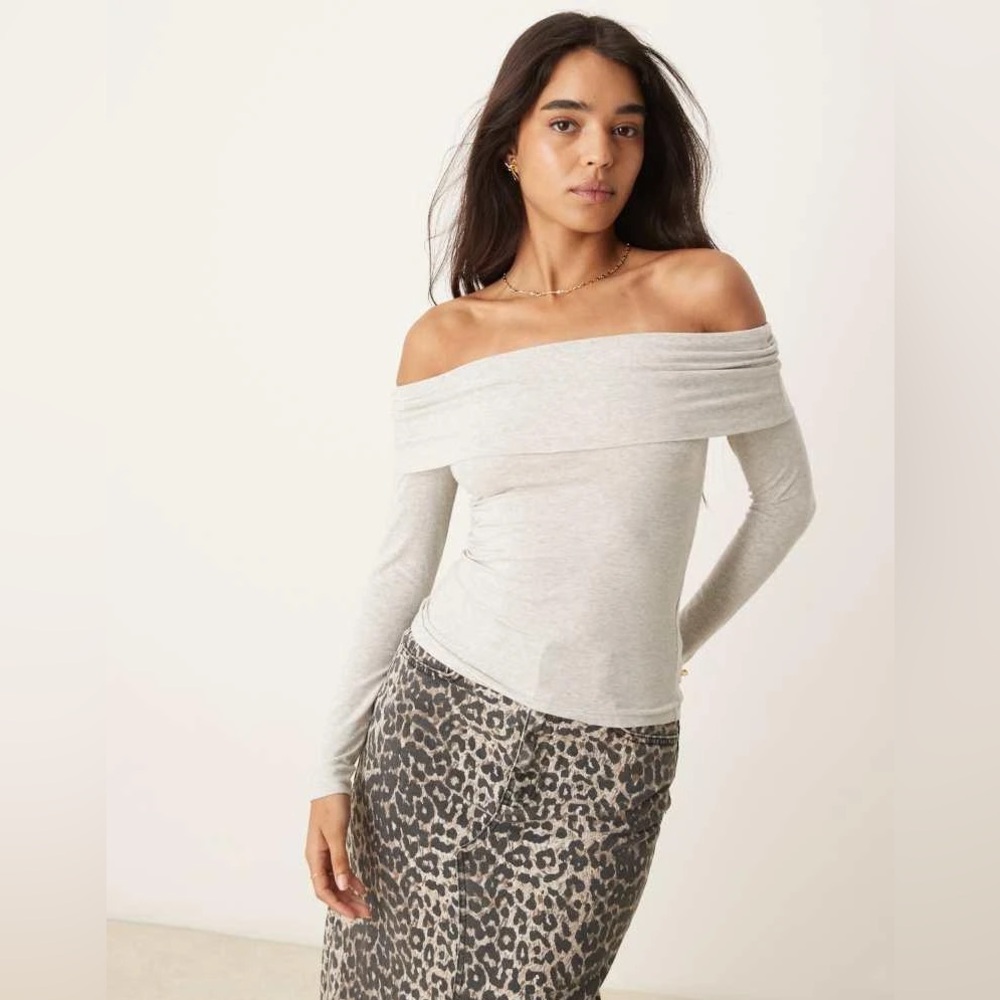 NWT Abercrombie Cotton Foldover Off the Shoulder Long Sleeve Shirt